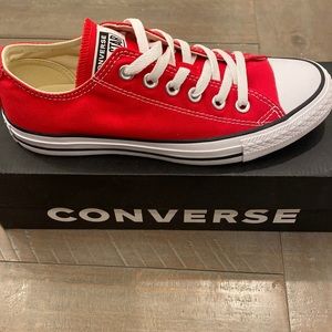 Women Converse